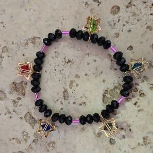 7.5in Star Stretch Bracelet